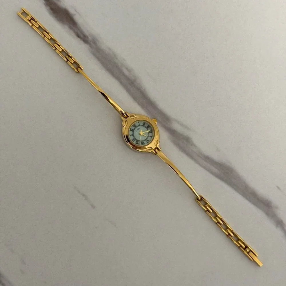 Sku0443 Retro Retro Gold Blue dial Women Casual‎ Round Watch Bracelet + gift bag